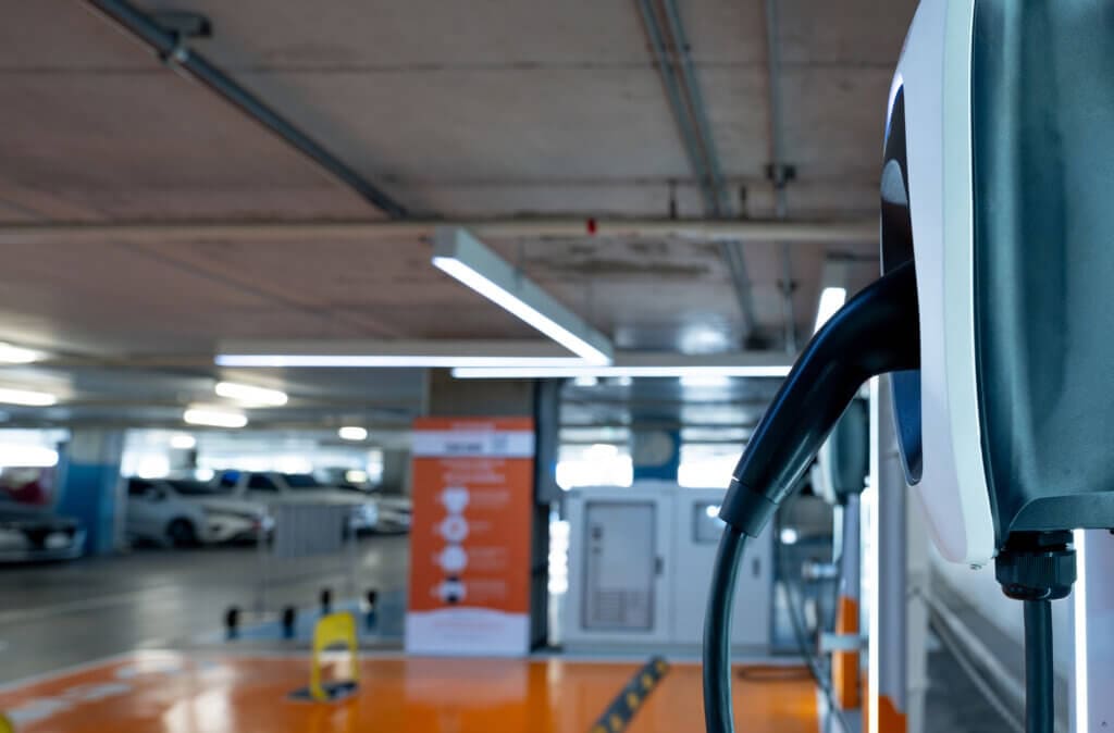 Electric car charging station for charge EV battery